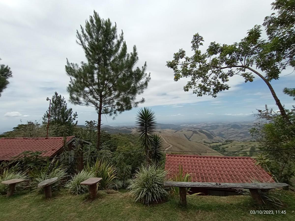 Don Camilo De Montana Farm stay Cabecera de Canas