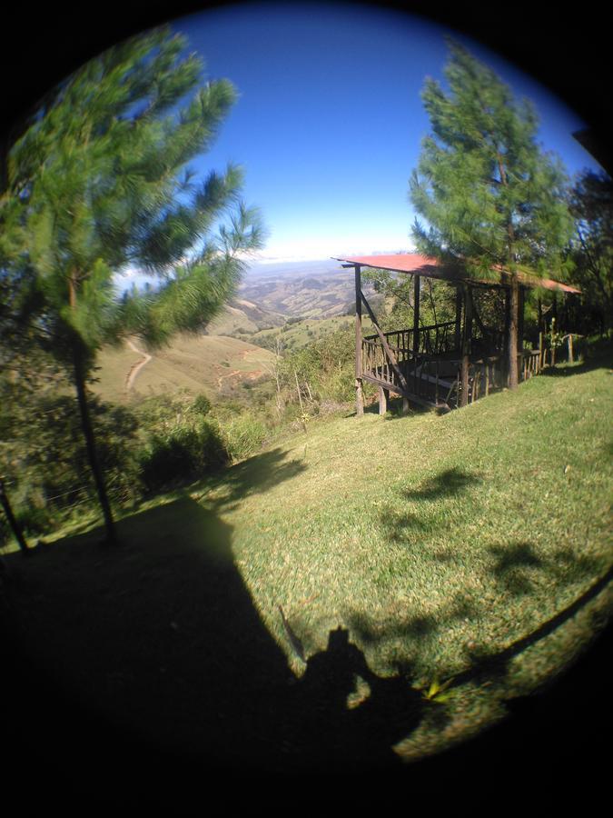 Don Camilo De Montana Farm stay *