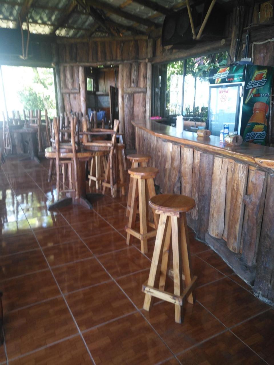 Don Camilo De Montana Farm stay *